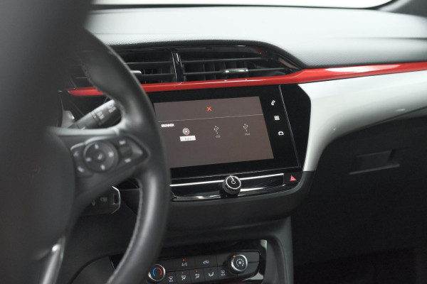 Opel Corsa Turbo 100 GS Line | Parkeersensoren | Apple Carplay | 17 Inch Lichtmetalen Velgen