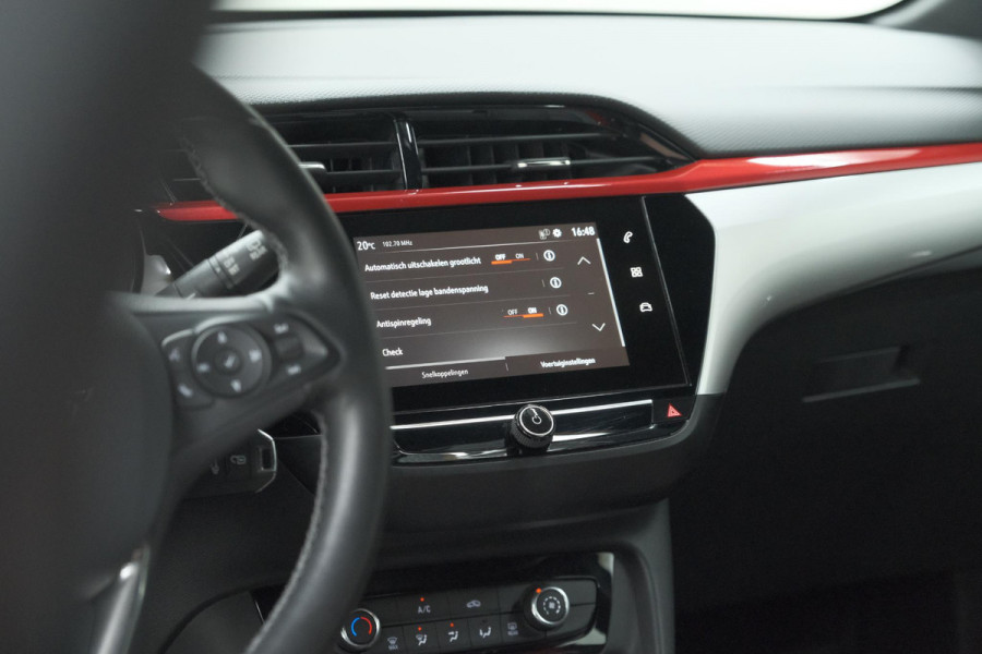 Opel Corsa Turbo 100 GS Line | Parkeersensoren | Apple Carplay | 17 Inch Lichtmetalen Velgen