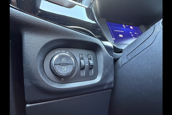 Opel Corsa 1.2 Turbo GS | Camera | Parkeersensoren voor/achter | Panorama | Stoel en stuurverwarming | Cruisecontrol | Climate | Apple Carp