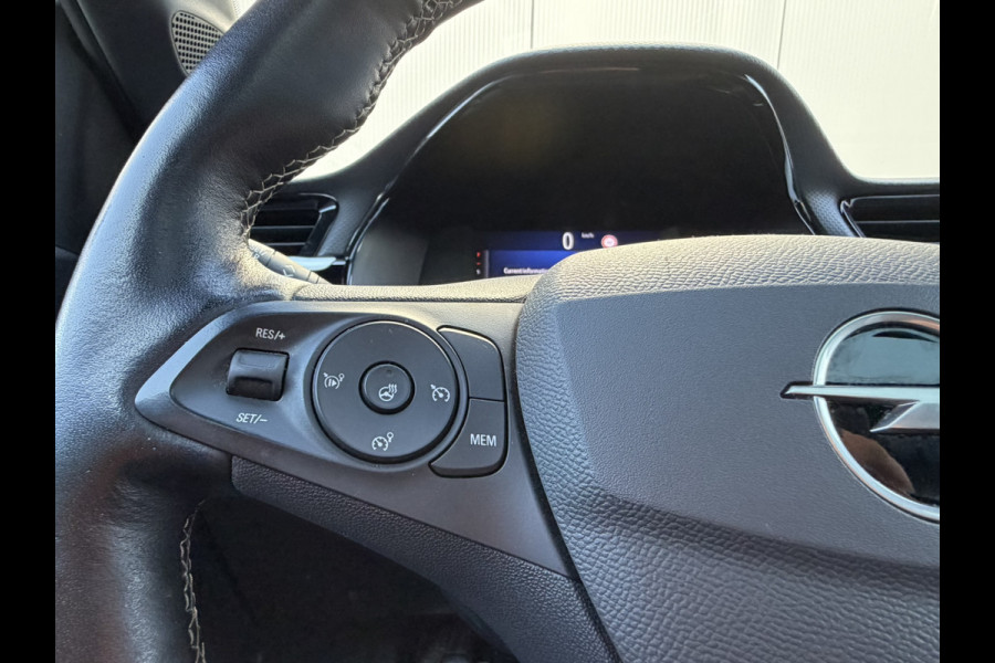 Opel Corsa 1.2 Turbo GS | Camera | Parkeersensoren voor/achter | Panorama | Stoel en stuurverwarming | Cruisecontrol | Climate | Apple Carp