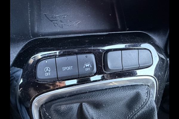 Opel Corsa 1.2 Turbo GS | Camera | Parkeersensoren voor/achter | Panorama | Stoel en stuurverwarming | Cruisecontrol | Climate | Apple Carp