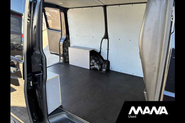 Volkswagen Transporter 2.0 TDI L1H1 28 4Motion Bulli Automaat Standkachel Lm velgen Trekhaak Camera Leder