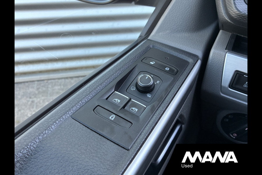 Volkswagen Transporter 2.0 TDI L1H1 28 4Motion Bulli Automaat Standkachel Lm velgen Trekhaak Camera Leder