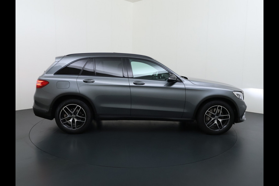 Mercedes-Benz GLC 250 4MATIC AMG line | Pano Burmester Distronic