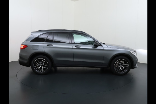 Mercedes-Benz GLC 250 4MATIC AMG line | Pano Burmester Distronic