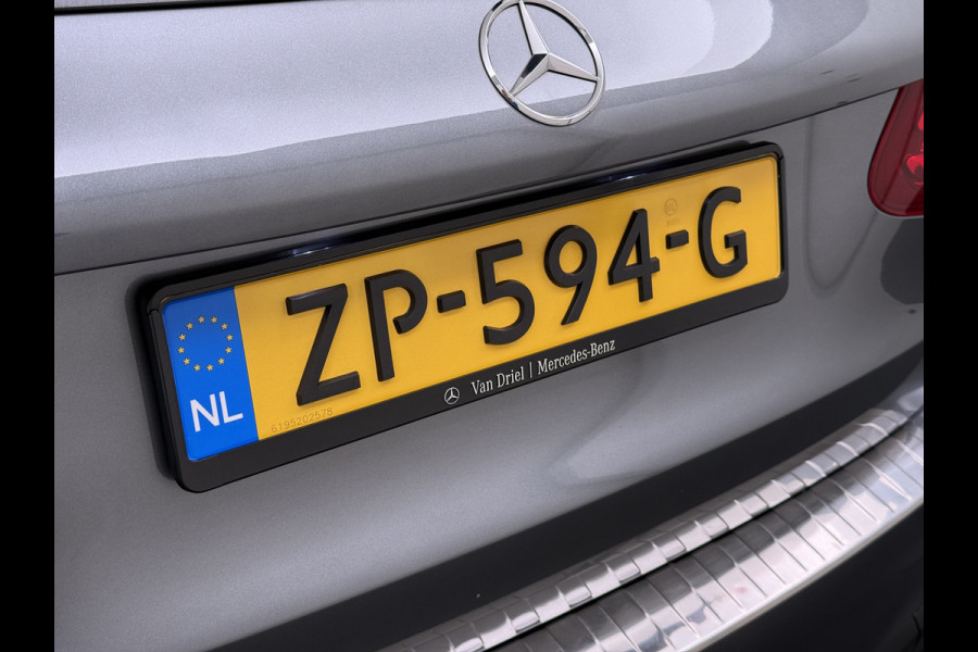 Mercedes-Benz GLC 250 4MATIC AMG line | Pano Burmester Distronic