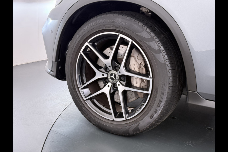 Mercedes-Benz GLC 250 4MATIC AMG line | Pano Burmester Distronic