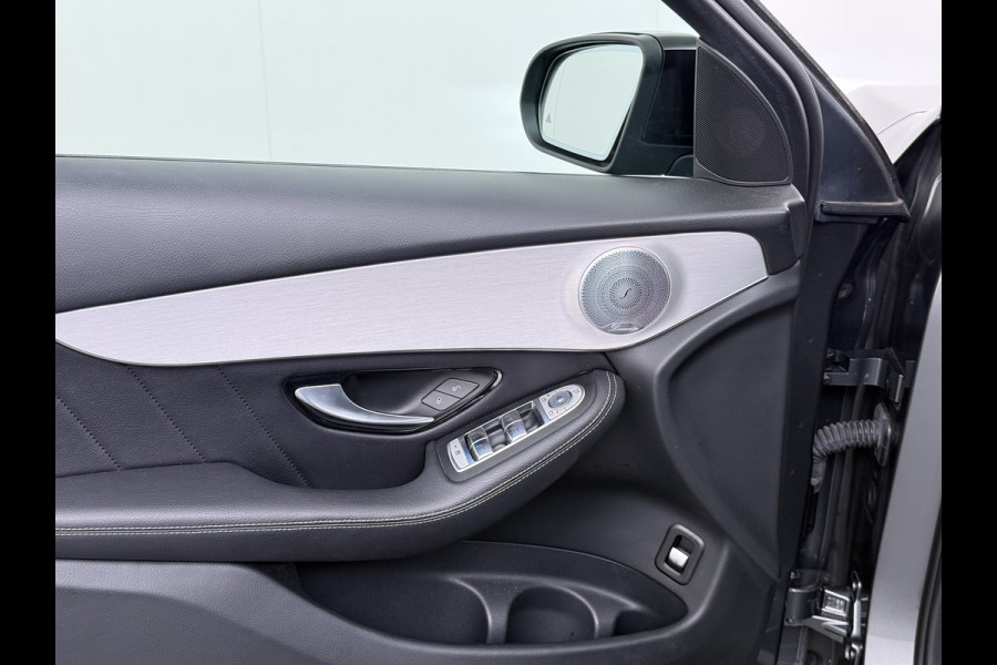 Mercedes-Benz GLC 250 4MATIC AMG line | Pano Burmester Distronic