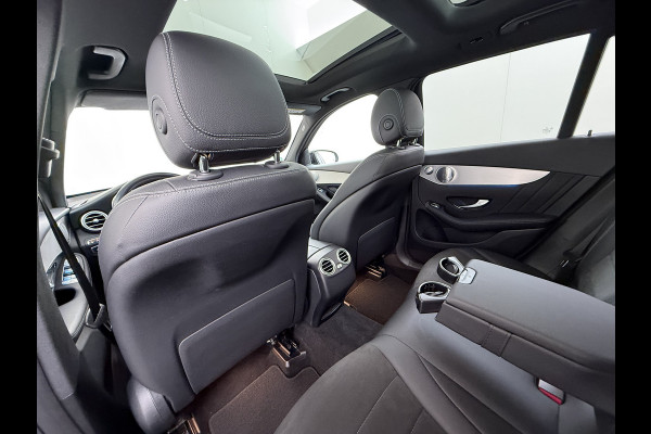 Mercedes-Benz GLC 250 4MATIC AMG line | Pano Burmester Distronic
