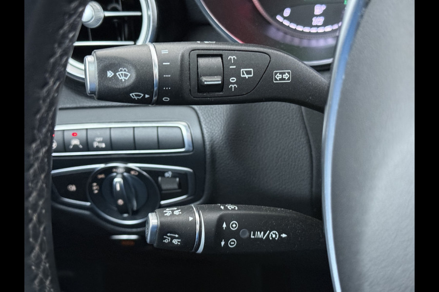 Mercedes-Benz GLC 250 4MATIC AMG line | Pano Burmester Distronic