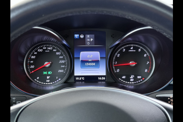 Mercedes-Benz GLC 250 4MATIC AMG line | Pano Burmester Distronic