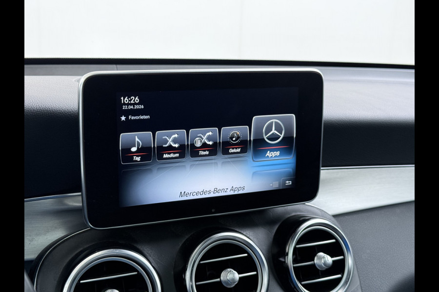 Mercedes-Benz GLC 250 4MATIC AMG line | Pano Burmester Distronic