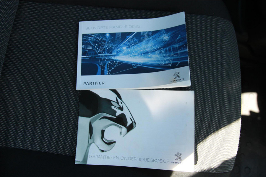 Peugeot Partner 1.6 BlueHDI Premium Long L2 / Trekhaak / Navi Carlink / Cruise