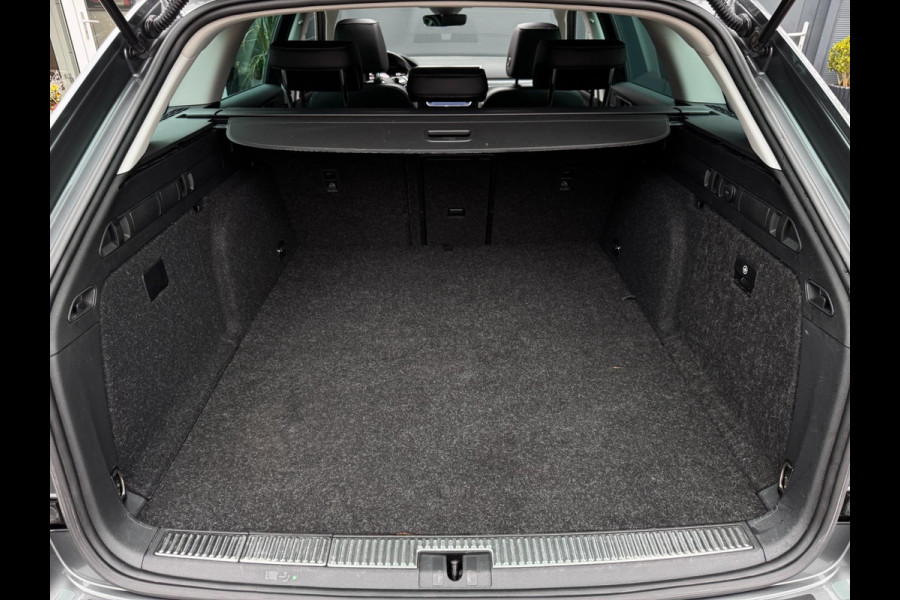 Škoda Superb Combi 1.4 TSI iV Sportline Business | 218 PK | 93% SOH | Pano | Trekhaak | Camera | Stoelverwarming | Memory