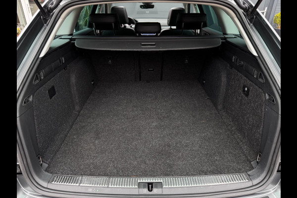 Škoda Superb Combi 1.4 TSI iV Sportline Business | 218 PK | 93% SOH | Pano | Trekhaak | Camera | Stoelverwarming | Memory
