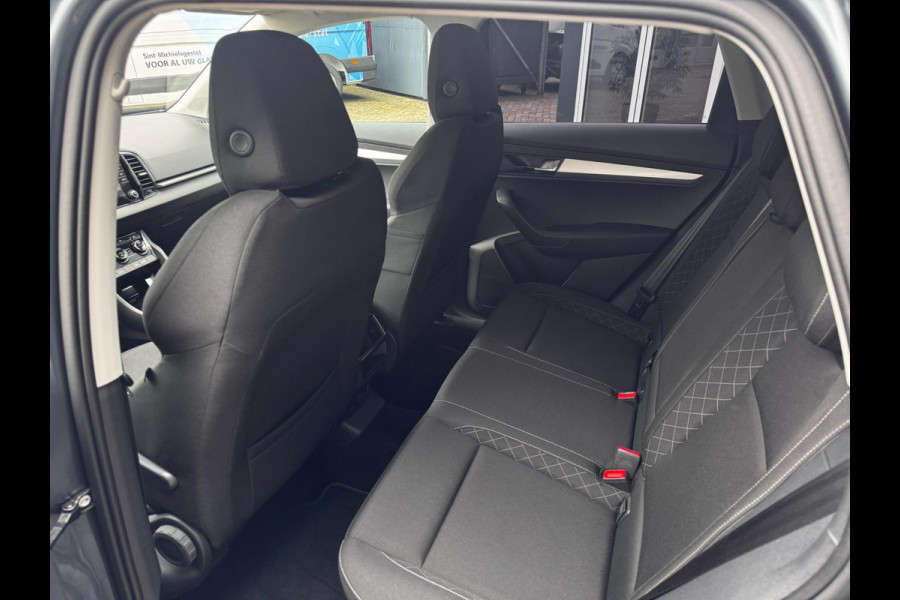 Škoda Karoq 1.0 TSI Style | Navigatie | Climate Control | Parkeersensoren | 1e Eigenaar