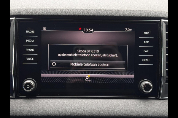 Škoda Karoq 1.0 TSI Style | Navigatie | Climate Control | Parkeersensoren | 1e Eigenaar
