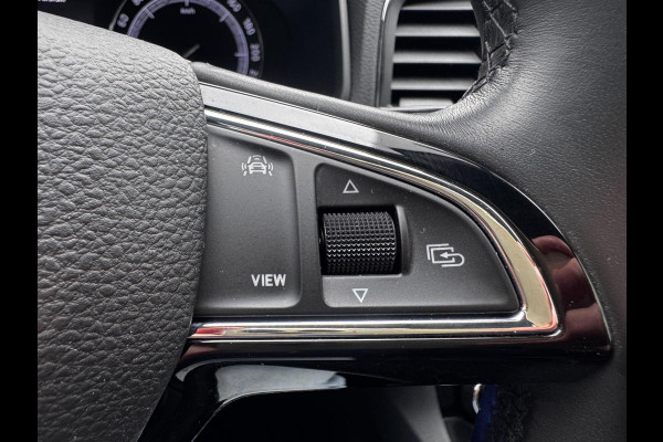 Škoda Karoq 1.0 TSI Style | Navigatie | Climate Control | Parkeersensoren | 1e Eigenaar