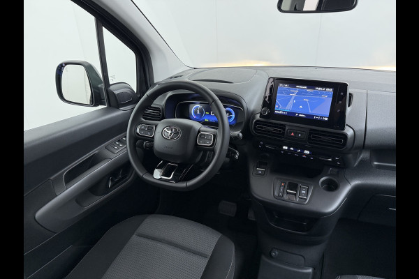Toyota PROACE CITY Verso Electric AUT. 7persoons !Active Long Navi Camera Trekhaak Klapraam-in-klep PDC-a+v LM Dual-ECC 2-Schuifdeuren Cruise ESP Bordherkenning ABS Connect Visio Park 1 Smartphone-Oplader Dakrails Priv.Glas  50 kWh 3 fase 11kw lader ! Orig. NLse auto 1e eigenaar € 54.000 nieuw