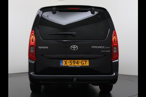 Toyota PROACE CITY Verso Electric AUT. 7persoons !Active Long Navi Camera Trekhaak Klapraam-in-klep PDC-a+v LM Dual-ECC 2-Schuifdeuren Cruise ESP Bordherkenning ABS Connect Visio Park 1 Smartphone-Oplader Dakrails Priv.Glas  50 kWh 3 fase 11kw lader ! Orig. NLse auto 1e eigenaar € 54.000 nieuw