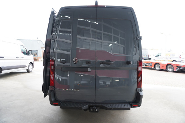 Renault Master T35 2.0 dCi 170PK L2H2 Extra Schuifdeur L / R Nr. V187 | Climate | Navi | Cruise | Trekhaak | Betimmering