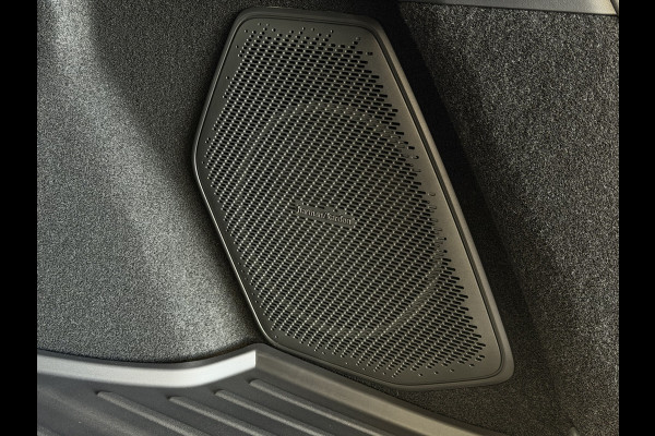 Lynk & Co 08 2026 345PK MORE 200KM NW AUTO HYBRIDE MASSAGE STOEL VERW/VENTILATIE PANO MATRIX LED HARMAN KARDON 360°CAM | PHEV