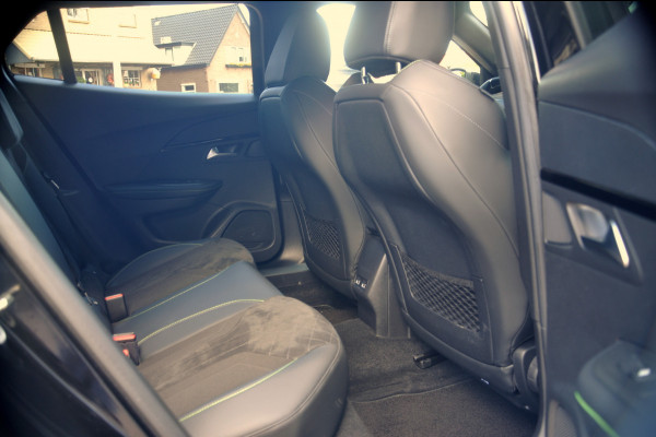 Peugeot 2008 1.2 PureTech 130 PK GT Pack Automaat | Navigatie | Camera