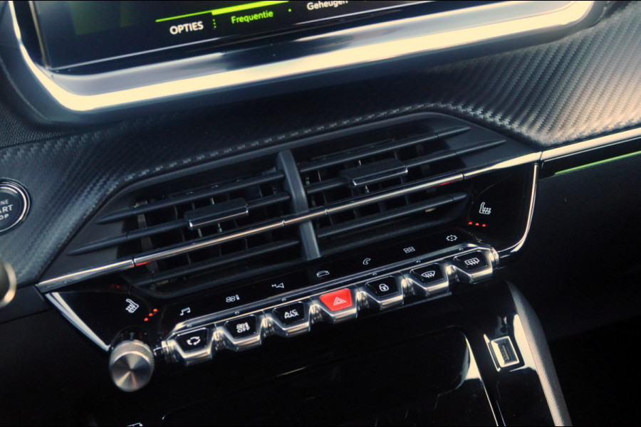 Peugeot 2008 1.2 PureTech 130 PK GT Pack Automaat | Navigatie | Camera