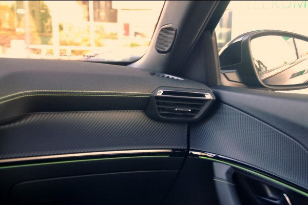 Peugeot 2008 1.2 PureTech 130 PK GT Pack Automaat | Navigatie | Camera