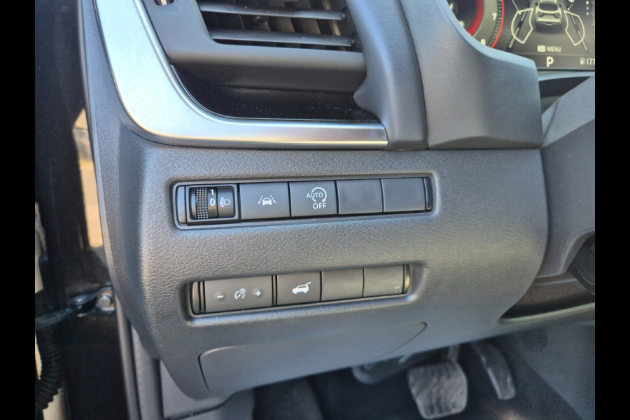 Nissan QASHQAI 1.3 MHEV Xtronic N-Connecta Trekhaak Half leder