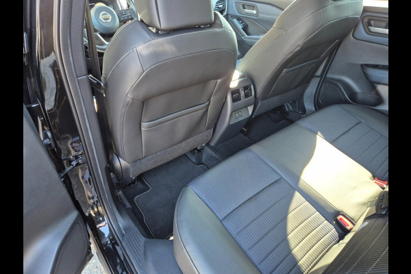 Nissan QASHQAI 1.3 MHEV Xtronic N-Connecta Trekhaak Half leder