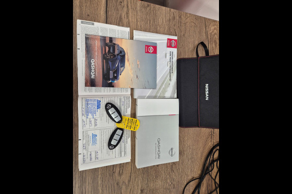 Nissan QASHQAI 1.3 MHEV Xtronic N-Connecta Trekhaak Half leder