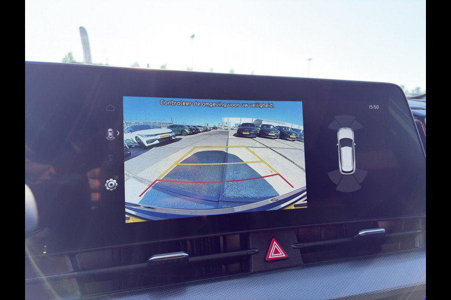 Kia Sportage 1.6 T-GDi Plug-in Hybrid AWD DynamicPlusLine Panoramadak | Stoelverwarming voor/achter | Camera | Trekhaak | Elektrische Stoelen | Cruise | Apple Carplay & Android Auto |