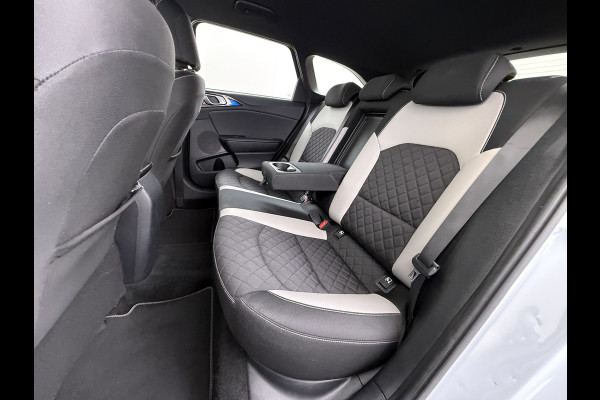 Kia Ceed Sportswagon T-120PK GT-Line Camera Apple Carplay/Android Zwarte-Hemel Navi Ecc Cruise Pdc 1/2 Leder 17"lm Regensensor Rijstrooksensor Led Bluetooth Verkeersbord detectie Connected 1e Eigenaar EURO6 Volledig Kia-Dealer OnderhoudenOrig.NLse auto