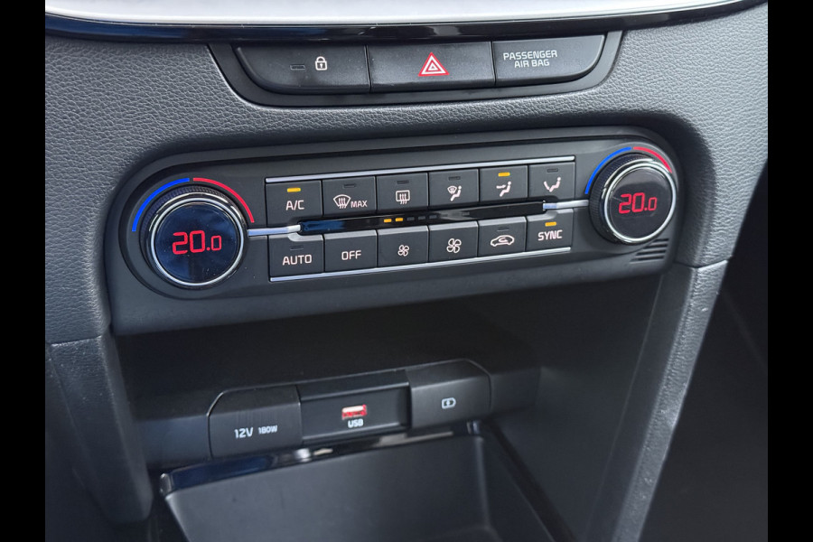 Kia Ceed Sportswagon T-120PK GT-Line Camera Apple Carplay/Android Zwarte-Hemel Navi Ecc Cruise Pdc 1/2 Leder 17"lm Regensensor Rijstrooksensor Led Bluetooth Verkeersbord detectie Connected 1e Eigenaar EURO6 Volledig Kia-Dealer OnderhoudenOrig.NLse auto