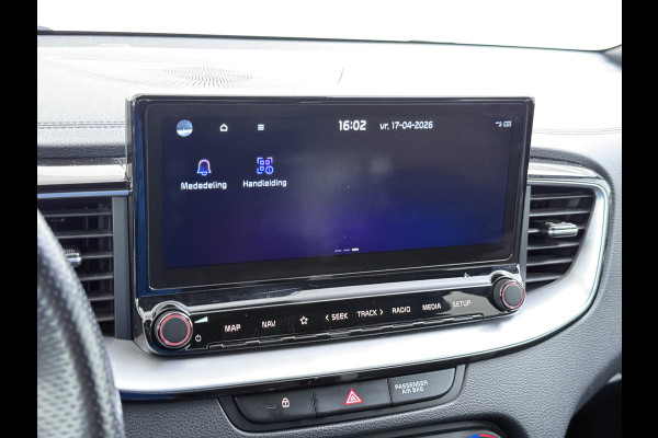 Kia Ceed Sportswagon T-120PK GT-Line Camera Apple Carplay/Android Zwarte-Hemel Navi Ecc Cruise Pdc 1/2 Leder 17"lm Regensensor Rijstrooksensor Led Bluetooth Verkeersbord detectie Connected 1e Eigenaar EURO6 Volledig Kia-Dealer OnderhoudenOrig.NLse auto