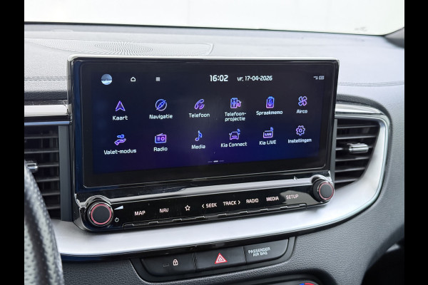 Kia Ceed Sportswagon T-120PK GT-Line Camera Apple Carplay/Android Zwarte-Hemel Navi Ecc Cruise Pdc 1/2 Leder 17"lm Regensensor Rijstrooksensor Led Bluetooth Verkeersbord detectie Connected 1e Eigenaar EURO6 Volledig Kia-Dealer OnderhoudenOrig.NLse auto