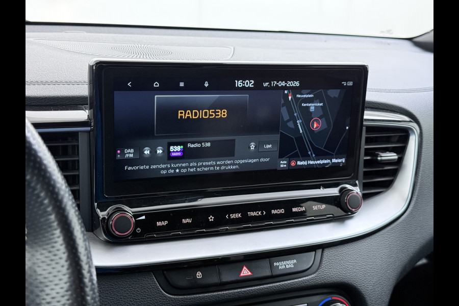 Kia Ceed Sportswagon T-120PK GT-Line Camera Apple Carplay/Android Zwarte-Hemel Navi Ecc Cruise Pdc 1/2 Leder 17"lm Regensensor Rijstrooksensor Led Bluetooth Verkeersbord detectie Connected 1e Eigenaar EURO6 Volledig Kia-Dealer OnderhoudenOrig.NLse auto