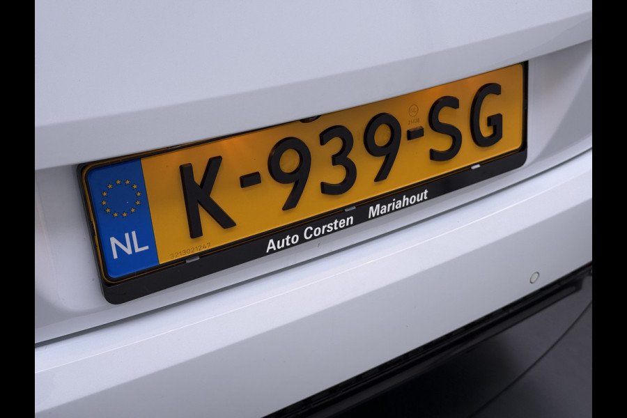 Kia Ceed Sportswagon T-120PK GT-Line Camera Apple Carplay/Android Zwarte-Hemel Navi Ecc Cruise Pdc 1/2 Leder 17"lm Regensensor Rijstrooksensor Led Bluetooth Verkeersbord detectie Connected 1e Eigenaar EURO6 Volledig Kia-Dealer OnderhoudenOrig.NLse auto