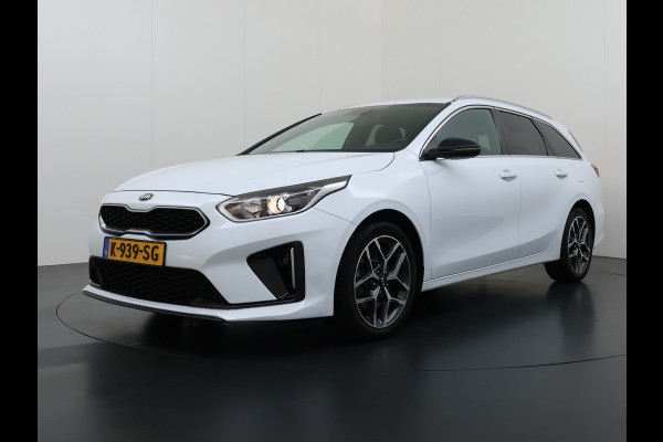 Kia Ceed Sportswagon T-120PK GT-Line Camera Apple Carplay/Android Zwarte-Hemel Navi Ecc Cruise Pdc 1/2 Leder 17"lm Regensensor Rijstrooksensor Led Bluetooth Verkeersbord detectie Connected 1e Eigenaar EURO6 Volledig Kia-Dealer OnderhoudenOrig.NLse auto