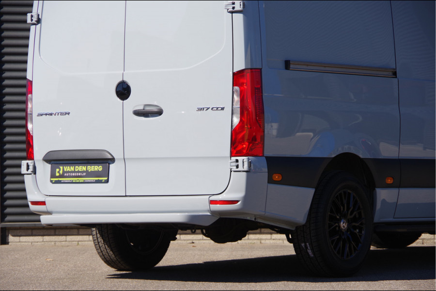 Mercedes-Benz Sprinter 317 1.9 CDI L2H2 3-ZITS, AUT. LED, STOELVERWARMING, STANDKACHEL, GEV. STOEL, CAMERA, CRUISE, NAVI, CLIMA