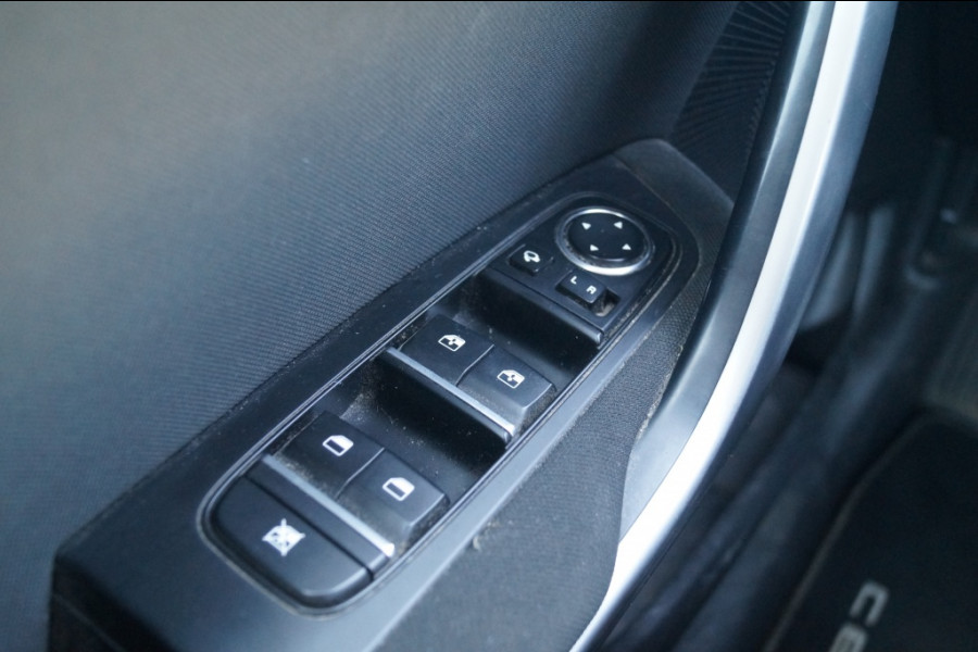 Kia Ceed SW 1.5 T-GDi 160pk DynamicLine -NAVI-ECC-
