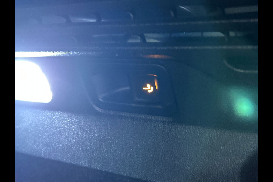 Volkswagen ID.4 Pro 77 kWh | Origineel Nederlands | SOH 93,57% | Carplay | Adaptive-cruise | Trekhaak | Navigatie | Camera |