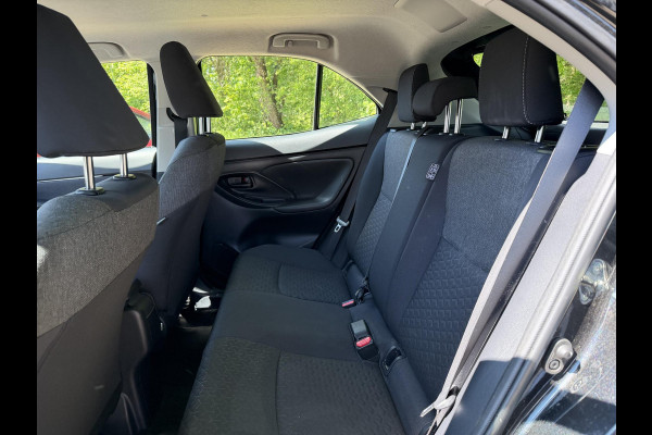 Toyota Yaris Cross 1.5 Hybrid GARANTIE TOT 2033! . ACHTERUITRIJ CAMERA . APPLE CARPLAY & ANDRIOD AUTO . ADAPTIEVE CRUISE CONTROL .