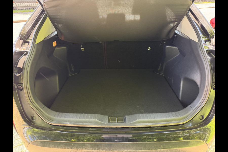 Toyota Yaris Cross 1.5 Hybrid GARANTIE TOT 2033! . ACHTERUITRIJ CAMERA . APPLE CARPLAY & ANDRIOD AUTO . ADAPTIEVE CRUISE CONTROL .