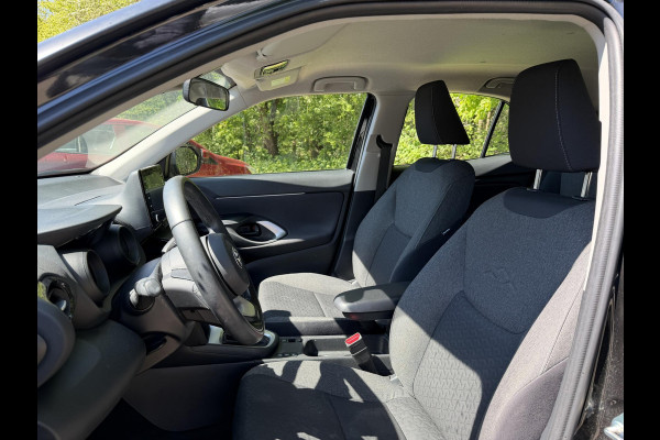 Toyota Yaris Cross 1.5 Hybrid GARANTIE TOT 2033! . ACHTERUITRIJ CAMERA . APPLE CARPLAY & ANDRIOD AUTO . ADAPTIEVE CRUISE CONTROL .