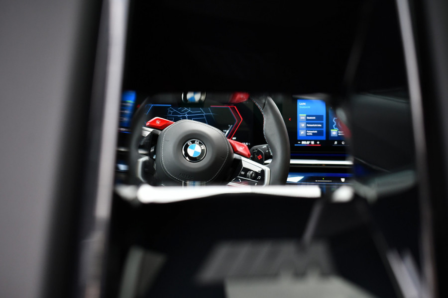 BMW M5 Touring Pano M-Driver Co-Pilot Trekh Alc-hemel Carbon B&W