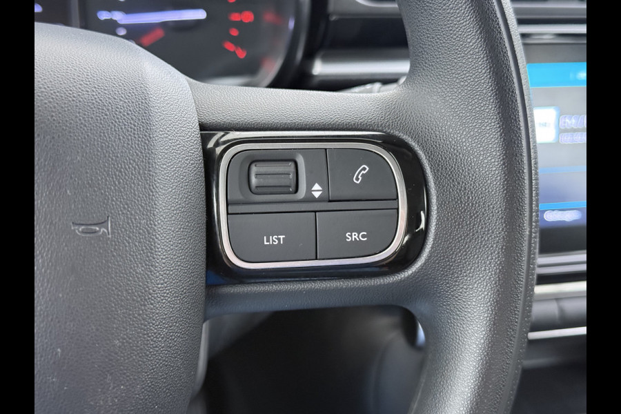 Citroën C3 1.2 Navi Apple Carplay Android MirrorLink PDC Connect LMv Ecc Cruise Elektr.Spiegels+Verwarmd SpoorAssist Regensensor Feel Tel.  Lane Assist S&S Tech Feel Distributie bij 89.194 km vervangen! Slechts 40 euro per maand wegenbelasting 4 Seizoens-banden Orig. Nederlandse auto EURO6 1e Eigenaar (lease)