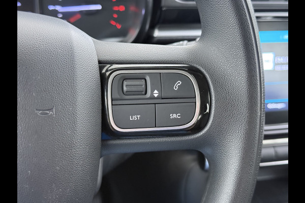 Citroën C3 1.2 Navi Apple Carplay Android MirrorLink PDC Connect LMv Ecc Cruise Elektr.Spiegels+Verwarmd SpoorAssist Regensensor Feel Tel.  Lane Assist S&S Tech Feel Distributie bij 89.194 km vervangen! Slechts 40 euro per maand wegenbelasting 4 Seizoens-banden Orig. Nederlandse auto EURO6 1e Eigenaar (lease)