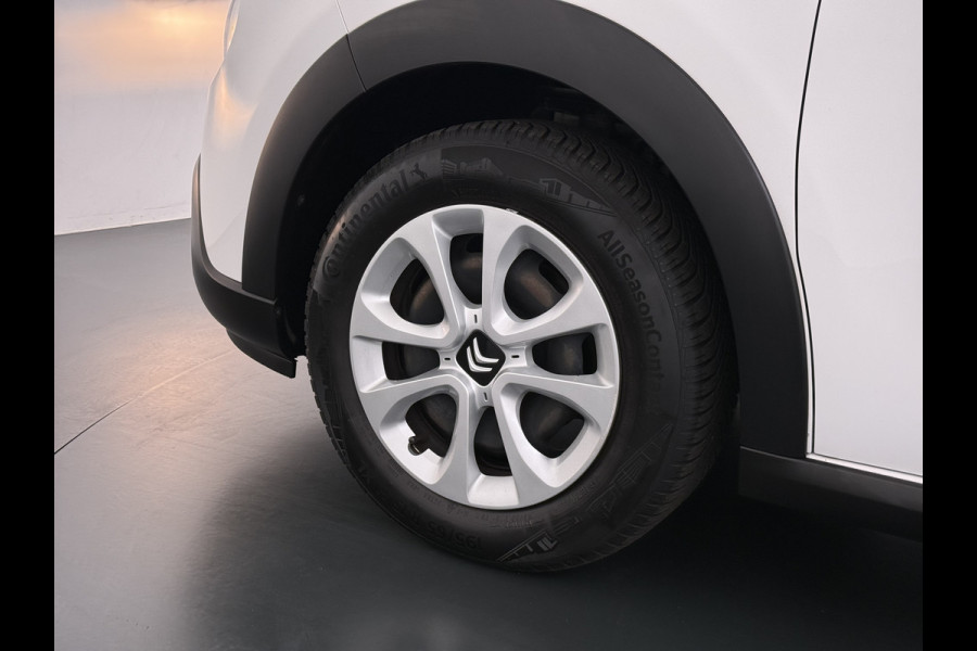 Citroën C3 1.2 Navi Apple Carplay Android MirrorLink PDC Connect LMv Ecc Cruise Elektr.Spiegels+Verwarmd SpoorAssist Regensensor Feel Tel.  Lane Assist S&S Tech Feel Distributie bij 89.194 km vervangen! Slechts 40 euro per maand wegenbelasting 4 Seizoens-banden Orig. Nederlandse auto EURO6 1e Eigenaar (lease)